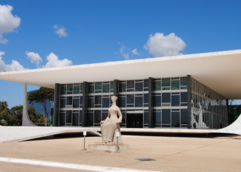 STF adia análise de incidência da Cofins sobre valores de cooperativas