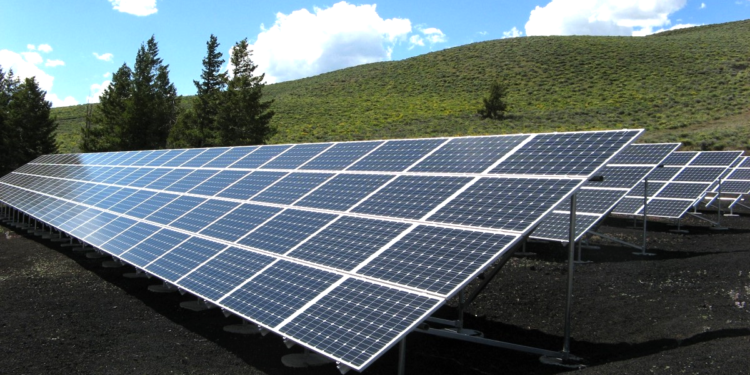 Cooperativa de saúde do ES se torna referência em sustentabilidade com energia solar e gestão de resíduos