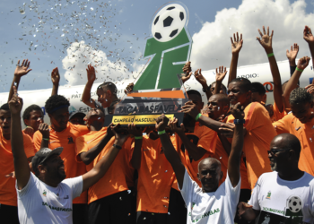 Cooperativa financeira apoia Taça das Favelas em Goiânia e prestigia final do torneio