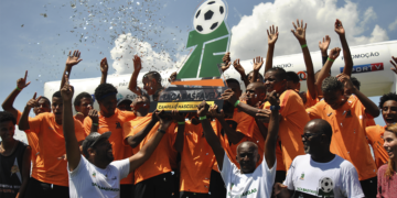 Cooperativa financeira apoia Taça das Favelas em Goiânia e prestigia final do torneio
