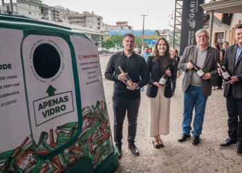 Anderson Rosa, Sofia Wurlitzer, Sérgio Chesini e Oscar Ló / Foto: Cesar Silvestro