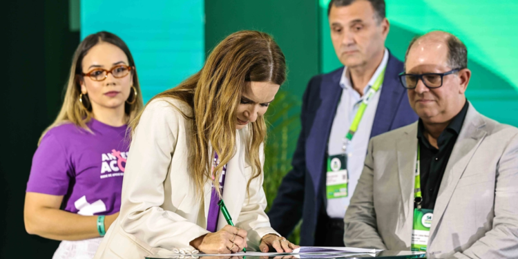 Cooperativa de saúde integra programa com foco na prevenção da violência contra a mulher 1 Cooperativa de saúde integra programa com foco na prevenção da violência contra a mulher