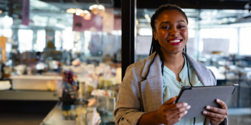 Cooperativas registram mais de 10 mil pontos de atendimento e ultrapassa bancos em municípios