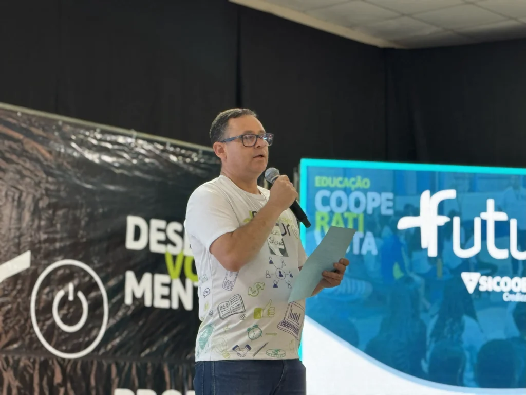 Cooperativa de crédito encerra Projeto +Futuro 2025 com evento que inspira jovens a construir o amanhã 2 20251004 121619882 iOS copiar 1