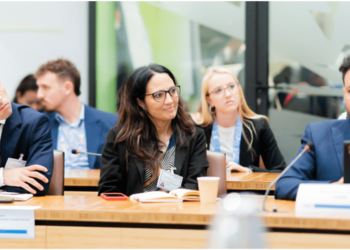 Jovens apresentam declaração por sistemas alimentares justos no Fórum Mundial da Alimentação