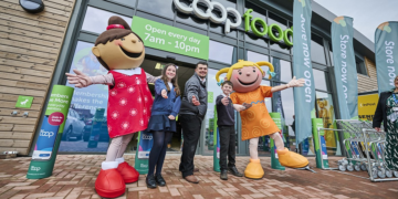 Cooperativa britânica celebra 560 mil horas de voluntariado em 20 anos