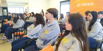 Alunos de curso técnico vivenciam cooperativismo em visita a cooperativa de crédito no Paraná 8 Alunos de curso técnico vivenciam cooperativismo em visita a cooperativa de crédito no Paraná