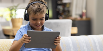 Cooperativa de crédito lança animação infantil como parte de programa de educação financeira  