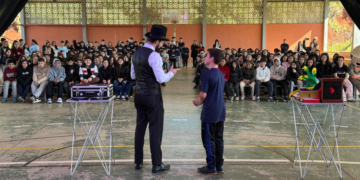 Estudantes transformam aprendizado em arte durante projeto liderado por cooperativa gaúcha