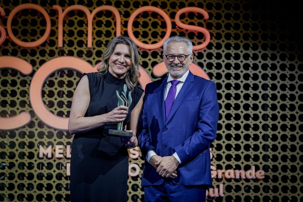 Prêmio SomosCoop RS celebra o impacto das cooperativas em inovação, gestão e sustentabilidade 2 premio somoscoop rs destaca inovacao e gestao nas cooperativas 68ee8bbeba448 copiar 1