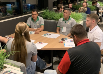 Cooperativa promove Rodadas de Negócios para conectar e impulsionar empreendedores 2 roda de negocios