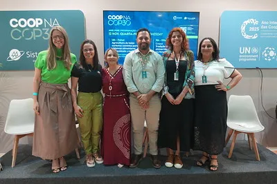 Cooperativismo mostra que soluções climáticas começam nas comunidades 3 54919219777 87d51709bb w eee2f