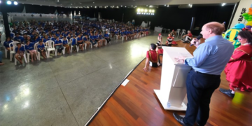 Cooperativa agroindustrial reúne mais de 1.700 alunos em evento para celebrar educação cooperativista 10 Cooperativa agroindustrial reúne mais de 1.700 alunos em evento para celebrar educação cooperativista