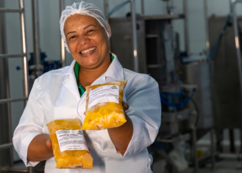 Com maioria feminina, cooperativas combatem a fome e levam comida sem agrotóxicos ao Ceará 2 Com maioria feminina, cooperativas combatem a fome e levam comida sem agrotóxicos ao Ceará