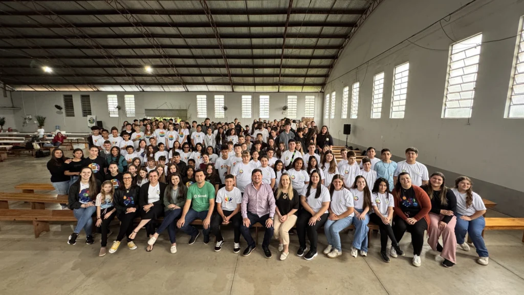 Cooperativas escolares promovem grande encontro de intercooperação no Sul e Sudeste 2 Cooperativa Escola 1