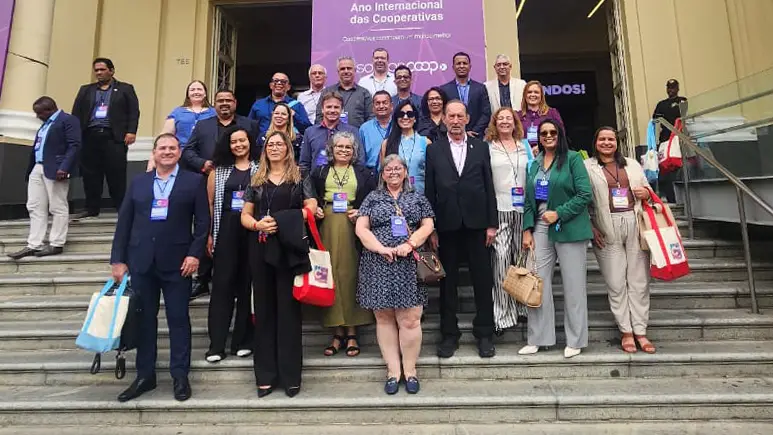 Expansão do crédito cooperativo amplia oportunidades para mais de 368 mil cooperados na Bahia 4 Cooperativistas baianos no WCM 2025 em Belo Horizonte MG Divulgacao Sistema Oceb copiar 1