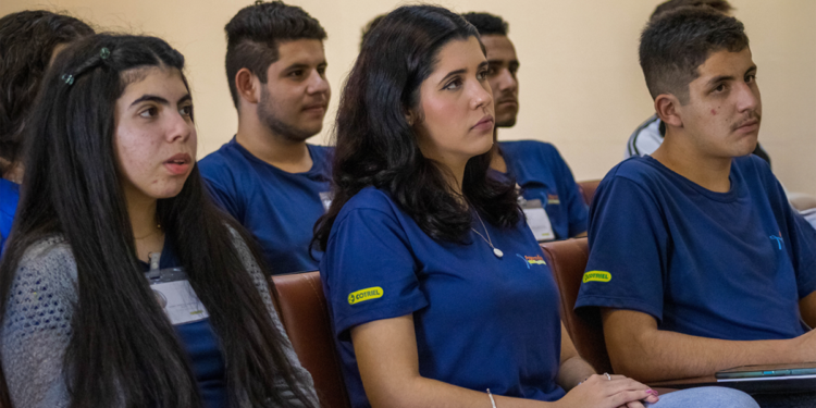 Cooperativa agrícola forma nova geração para o campo com projeto sobre sustentabilidade e cooperativismo 1 Cooperativa agrícola forma nova geração para o campo com projeto sobre sustentabilidade e cooperativismo