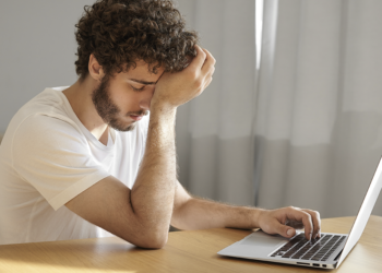 “Career Shrekking”: Por Que Profissionais se Sabotam em Busca de Segurança