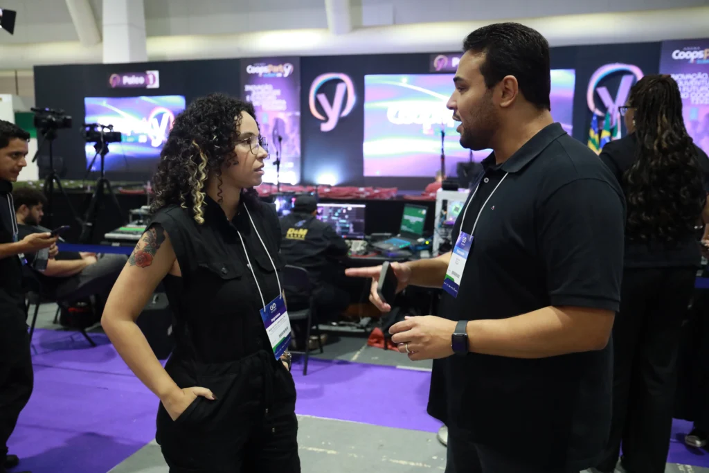 CoopsParty Summit 2025 reúne especialistas e projeta novo ciclo de inovação no cooperativismo 6 GALERIA 1 1 1