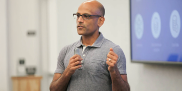 Jay Parikh é VP da Microsoft 