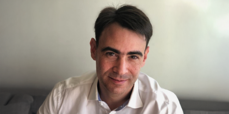 Pedro Signorelli é especialista em Gestão e OKRs