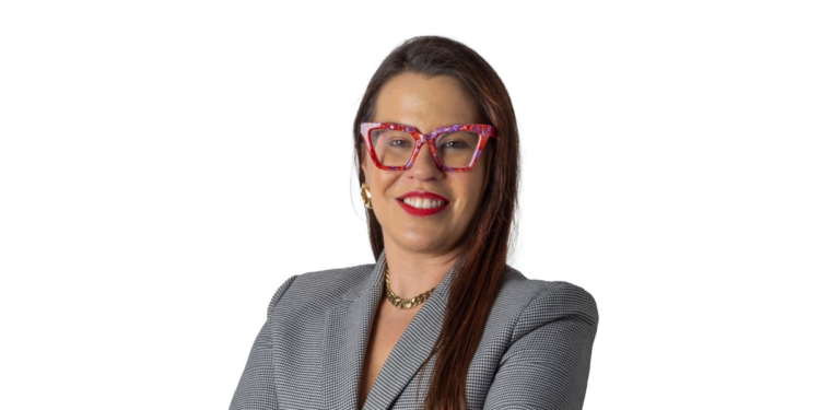 Liderança com propósito: como transformar estratégias em resultados de alta performance - Renata Barbalho é Fundadora e CEO da consultoria Espanha Fácil 1 Renata Barbalho é Fundadora e CEO da consultoria Espanha Fácil