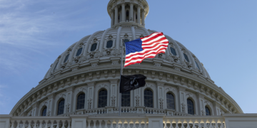 Cooperativas de crédito dos EUA oferecem auxílio emergencial a servidores durante paralisação do governo