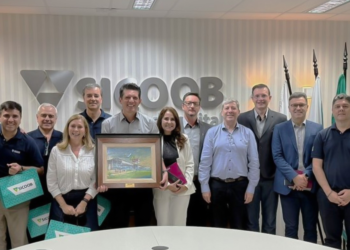 Instituição financeira cooperativa recebe visita de representantes da Sancor Seguros (AR) 2 Instituição financeira cooperativa recebe visita de representantes da Sancor Seguros (AR)