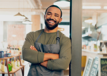 Cooperativa de crédito alcança R$ 100 bilhões na carteira de crédito PJ