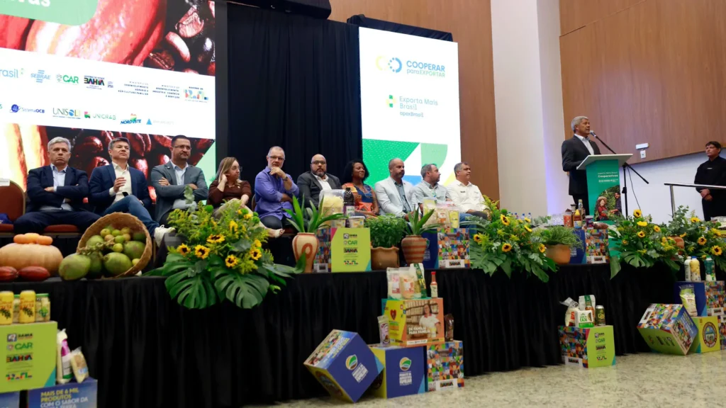 Novo programa da ApexBrasil impulsiona 450 cooperativas de todo o país no comércio exterior 4 54977141202 88e5ee43a2 k copiar