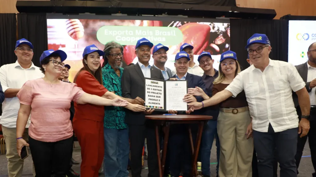 Novo programa da ApexBrasil impulsiona 450 cooperativas de todo o país no comércio exterior 2 54977956276 af6fc4f92d o copiar