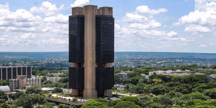 CMN define novos limites para proteger recursos públicos em cooperativas de crédito