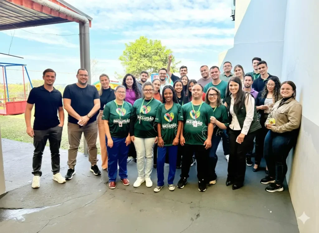 Inclusão no ambiente corporativo vai do letramento à adaptação física e financeira 2 Divulgacao Sicredi APAE copiar