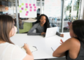 Pesquisa sobre liderança feminina em cooperativas de crédito ganha prêmio nacional