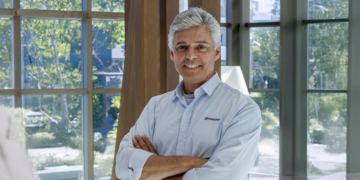 Cooperativismo e a nova agenda do desenvolvimento sustentável - Mauro Favero é presidente da Divisão de Agricultura Leve no Grupo Husqvarna 8 Mauro Favero é presidente da Divisão de Agricultura Leve no Grupo Husqvarna