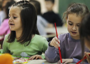 Fundo Social de cooperativa financeira investe mais de R$ 244 milhões em projetos comunitários desde 2019