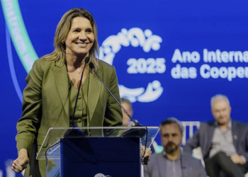 Tania Zanella destaca avanços e metas do coop em encontro da Ocepar 2 Tania Zanella destaca avanços e metas do coop em encontro da Ocepar