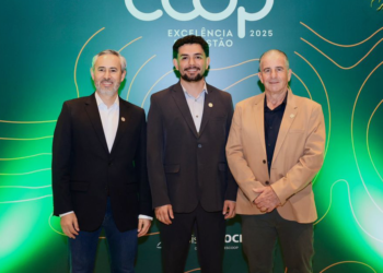 Excelência em gestão coloca a Sicredi Ouro Verde MT em destaque no PDGC 3 Excelência em gestão coloca a Sicredi Ouro Verde MT em destaque no PDGC