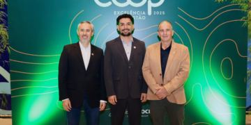 Excelência em gestão coloca a Sicredi Ouro Verde MT em destaque no PDGC 8 Excelência em gestão coloca a Sicredi Ouro Verde MT em destaque no PDGC