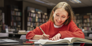 Cooperativismo ganha espaço em universidade de Ribeirão Preto com parceria do Sistema Ocesp