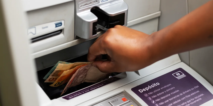 Banco Central identifica quase R$ 1 bilhão esquecidos em cooperativas de crédito