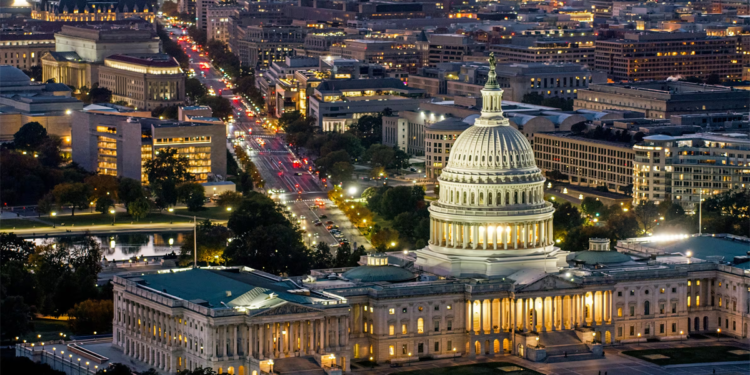 Cooperativas de crédito nos EUA se unem para barrar nova legislação sobre transações