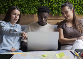 Fim da seriedade e privilégio digital: as tendências de 2026