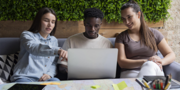 Fim da seriedade e privilégio digital: as tendências de 2026