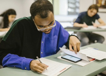 Curso superior em gestão de cooperativas será ofertado gratuitamente no Ceará