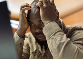 Escala 6x1 concentra maior sobrecarga de horas extras, diz estudo