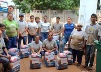 Cooperativa Sicoob Credijur apoia setor de reciclagem goiano com doação de equipamentos e cestas básicas