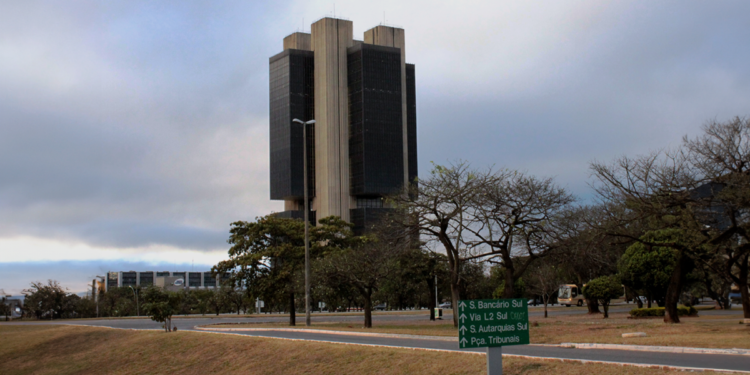 BC confirma sinalização de corte de juros em março, mas não dá pistas sobre tamanho do ciclo