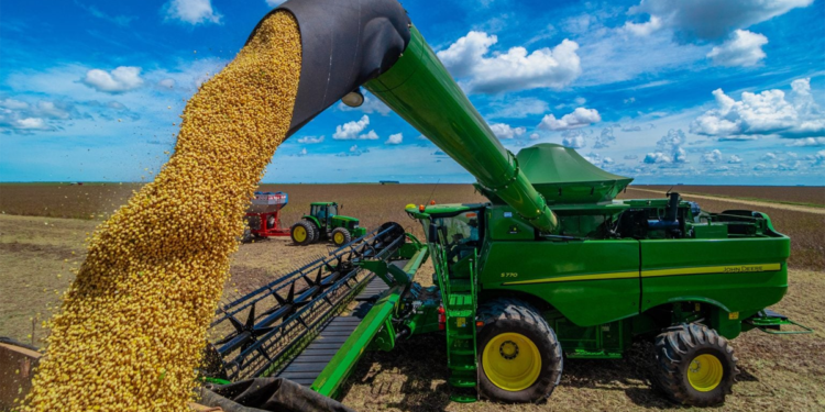 Safra 2026 deve alcançar 342,7 milhões de toneladas com recorde na soja