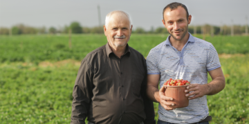 Cooperativas de crédito reforçam proximidade com produtores diante de juros altos 8 Cooperativas de crédito reforçam proximidade com produtores diante de juros altos